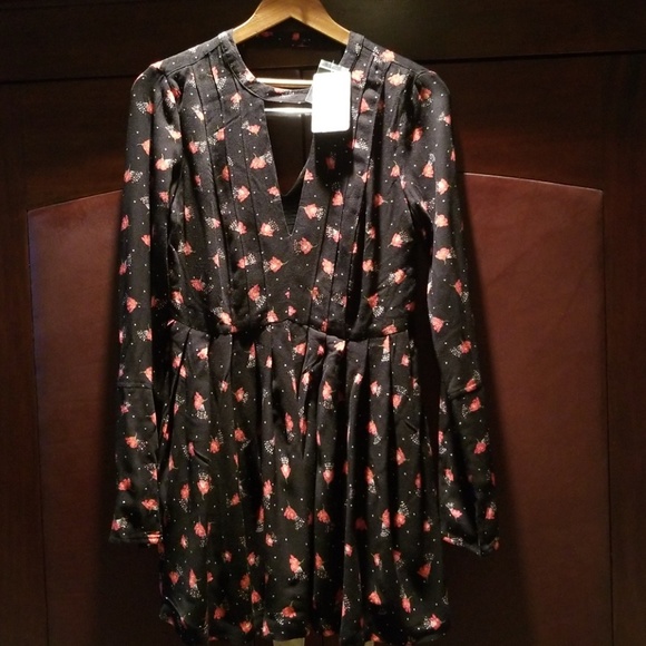 Free People Dresses & Skirts - Free People Black Floral Dress